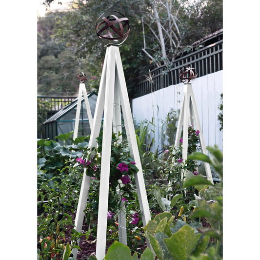 Akoris Garden Obelisk Large