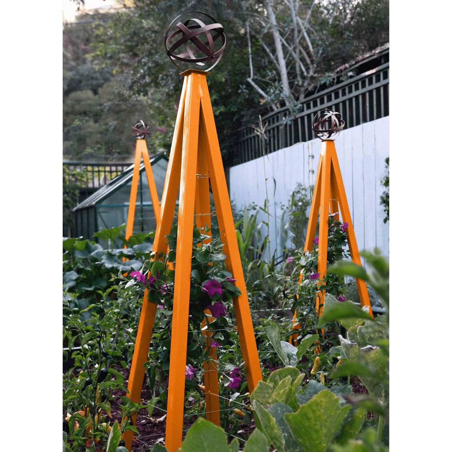 Akoris Garden Obelisk Large